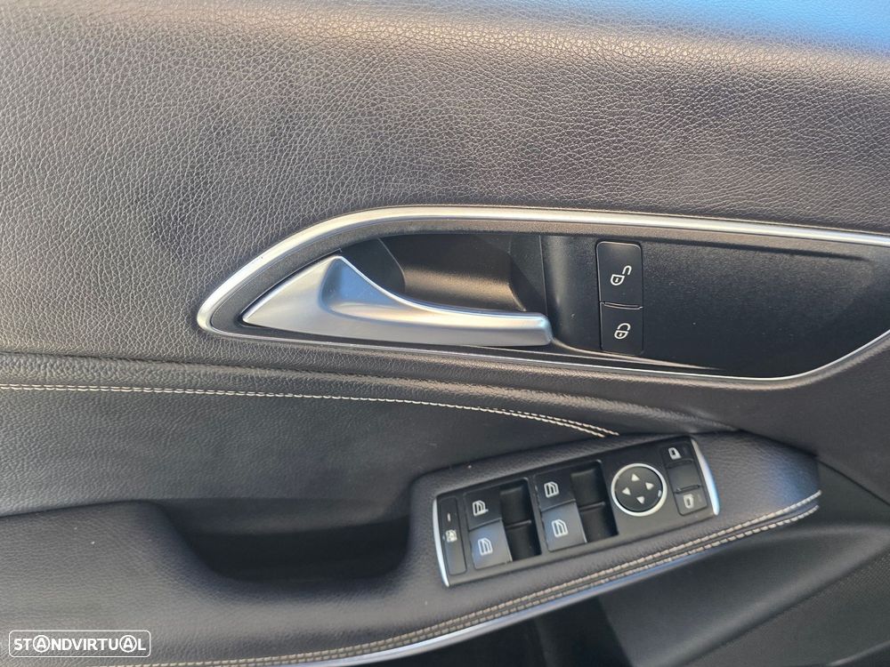 Mercedes-Benz CLA 180 d Shooting Brake Progressive - 19