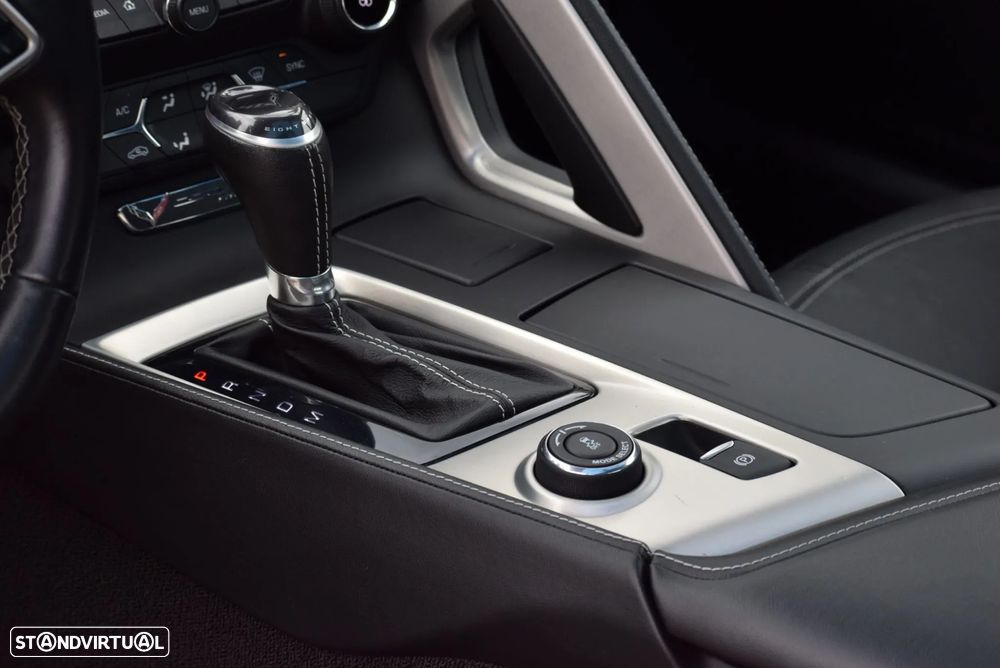 Chevrolet Corvette - 26