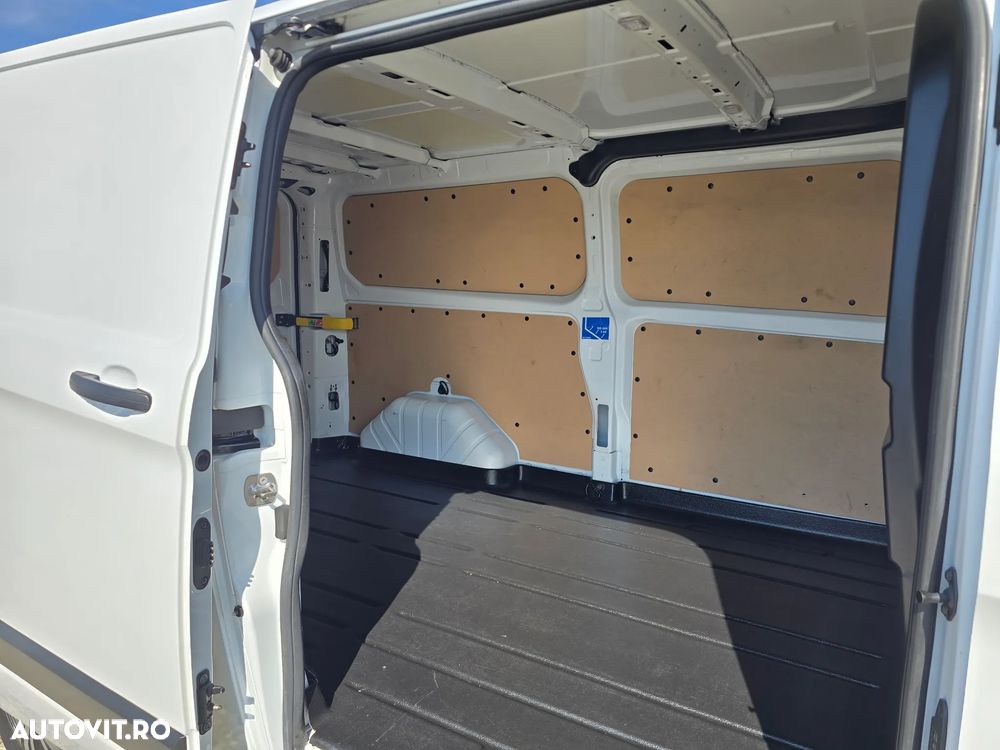 Ford Transit Custom - 8