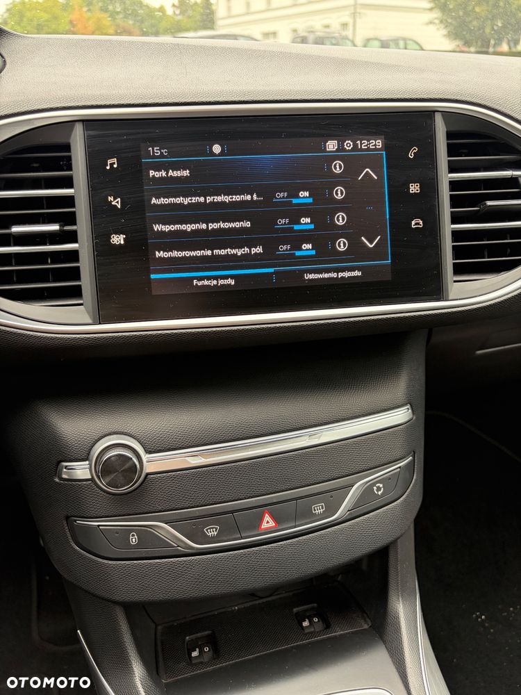 Peugeot 308 BlueHDi 130 Allure Pack - 14