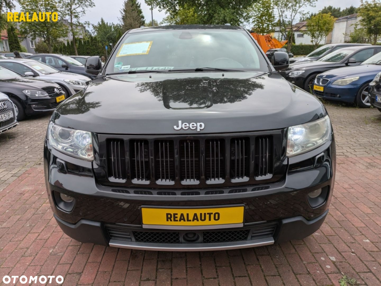 Jeep Grand Cherokee - 20