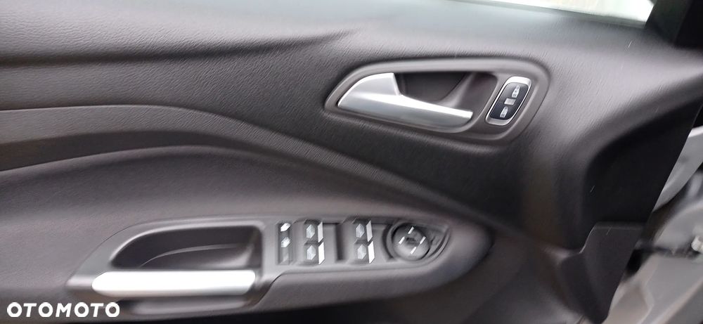 Ford C-MAX 1.5 TDCi Start-Stop-System Titanium - 14