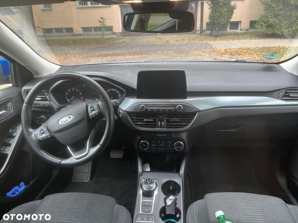 Ford Focus 1.5 EcoBoost Active - 11