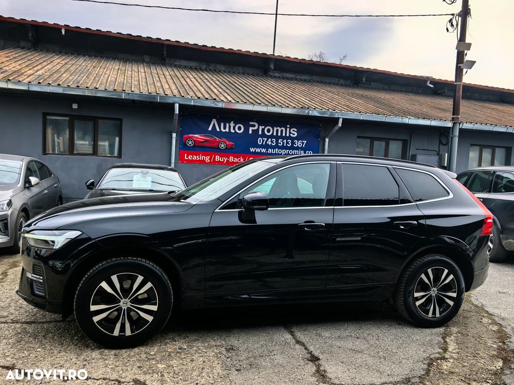 Volvo XC 60 B4 D Geartronic Momentum Pro - 3