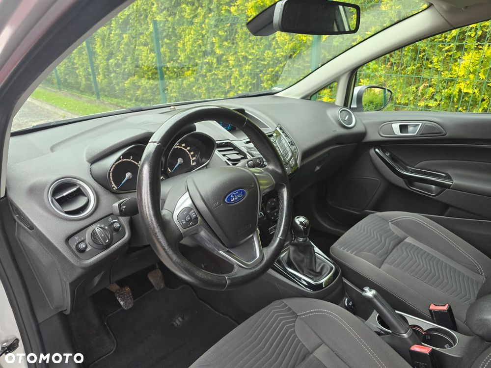 Ford Fiesta 1.0 EcoBoost Titanium X - 21