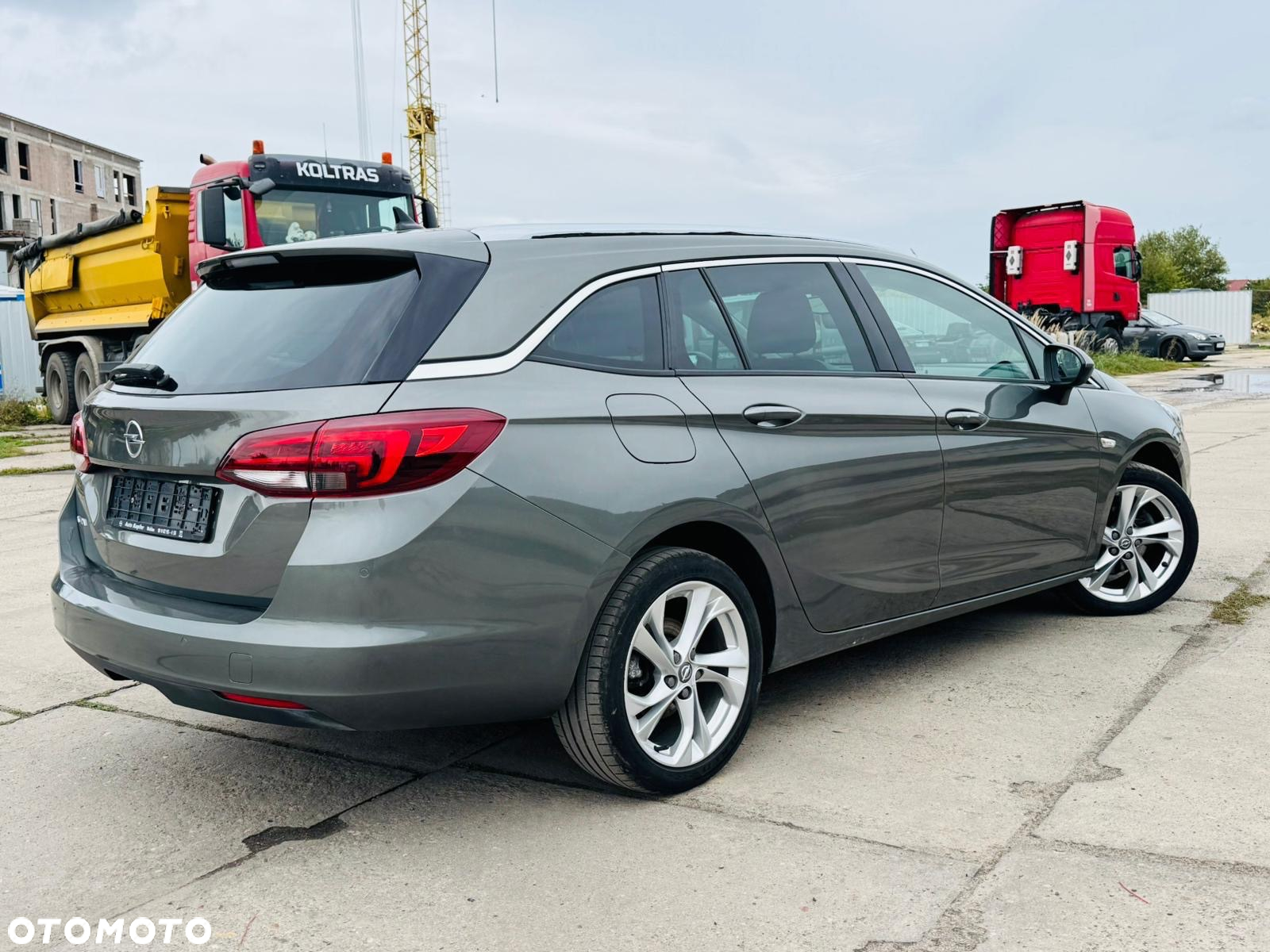 Opel Astra V 1.4 T Dynamic - 5