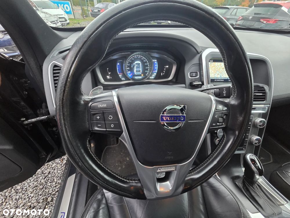 Volvo XC 60 D4 Drive-E Momentum - 21