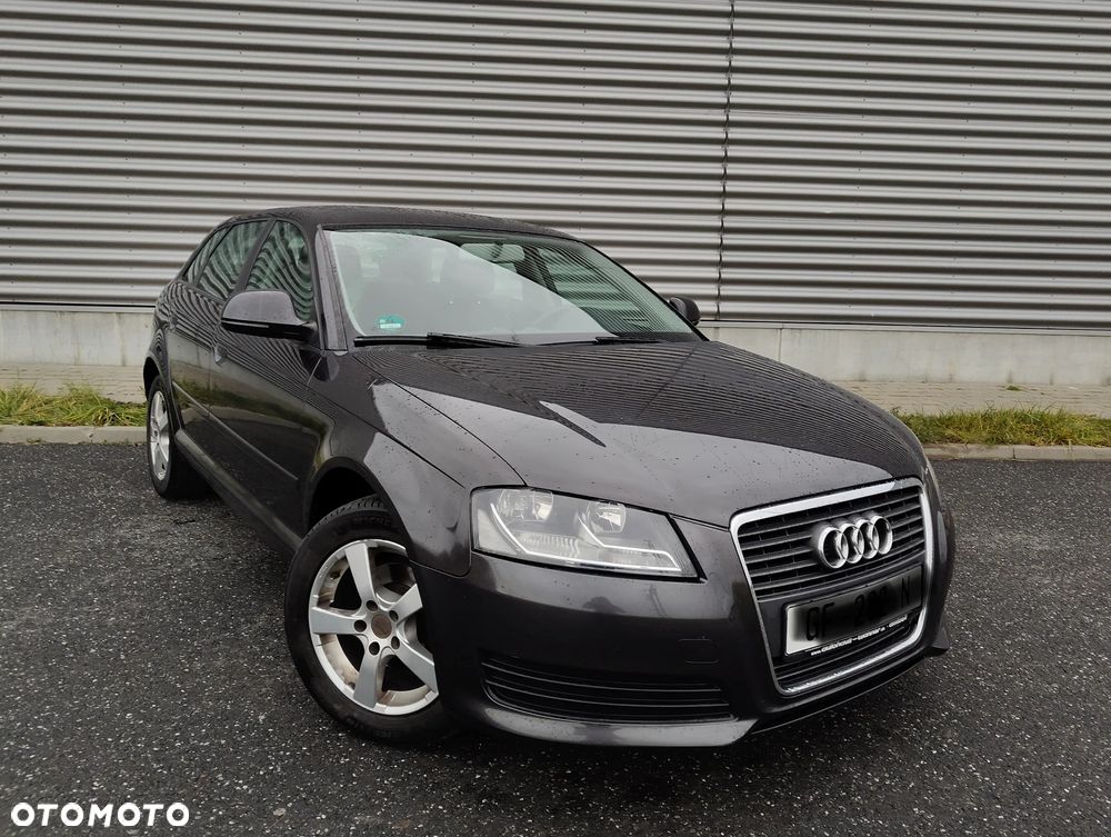 Audi A3 Sportback - 16