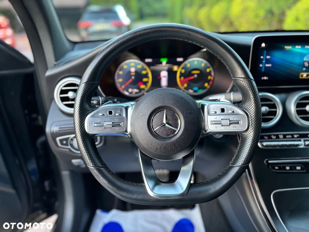Mercedes-Benz GLC 200 4Matic 9G-TRONIC AMG Line - 30