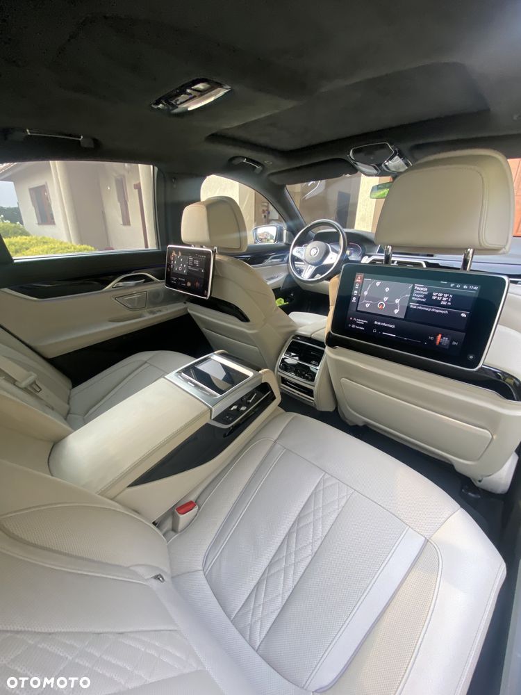 BMW Seria 7 750d xDrive - 14
