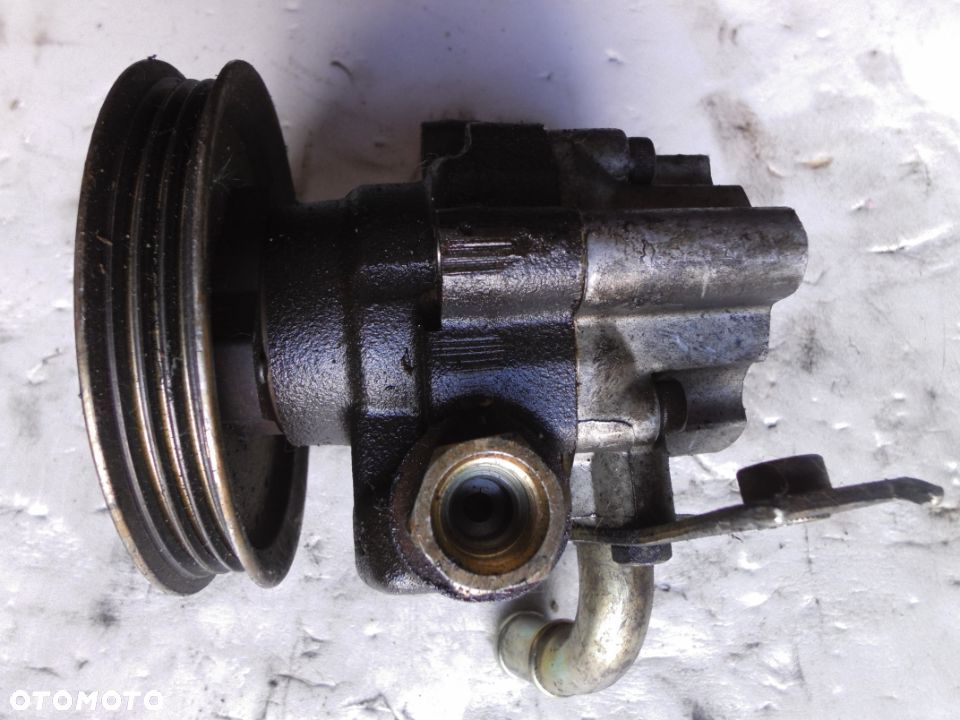 Rover 400 95-99 1,4 POMPA WSPOMAGANIA QVB100690 - 1