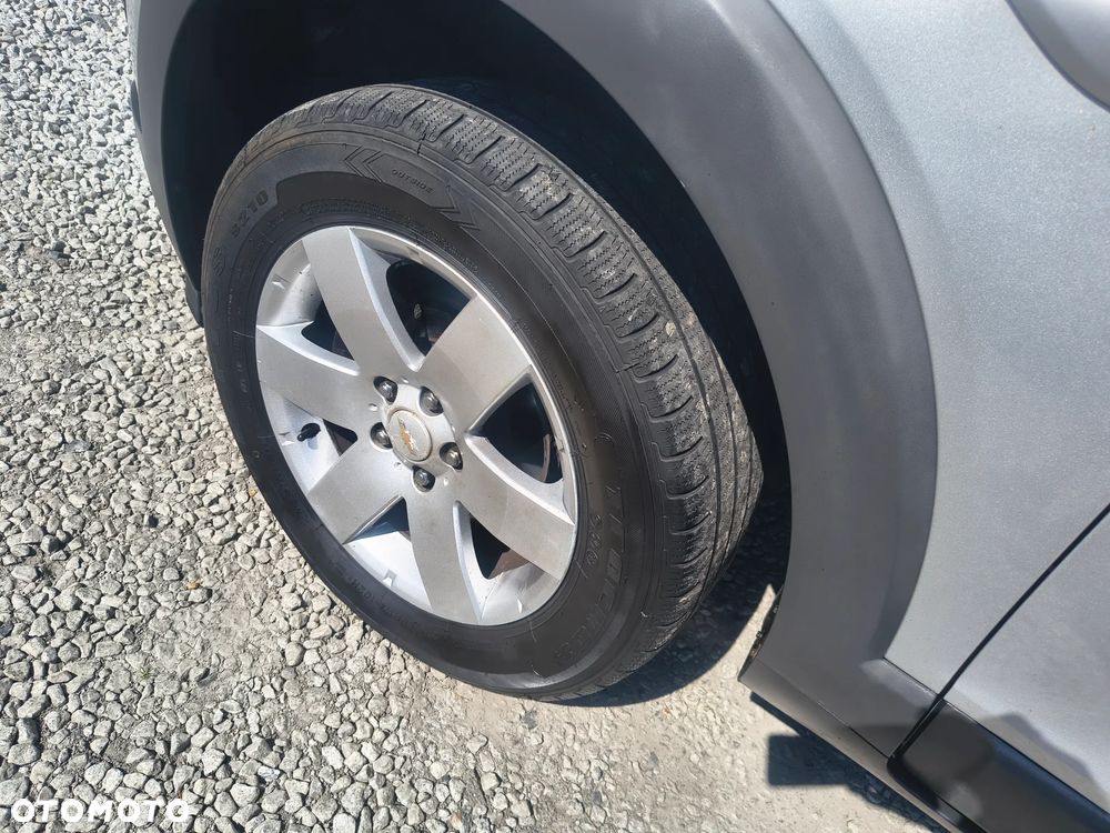 Chevrolet Captiva 2.4 2WD Travel Edition - 11