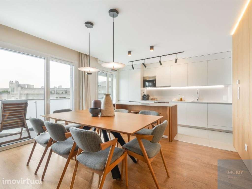 Apartamento T2 no Porto - Grande imagem: 4/22