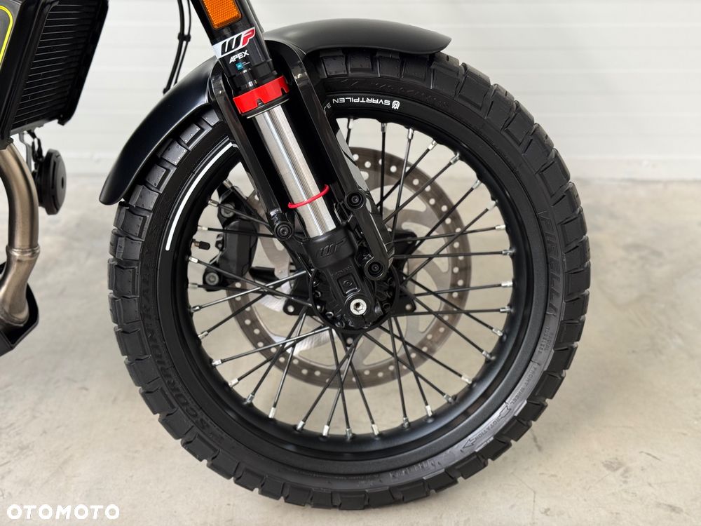 Husqvarna Svartpilen - 10