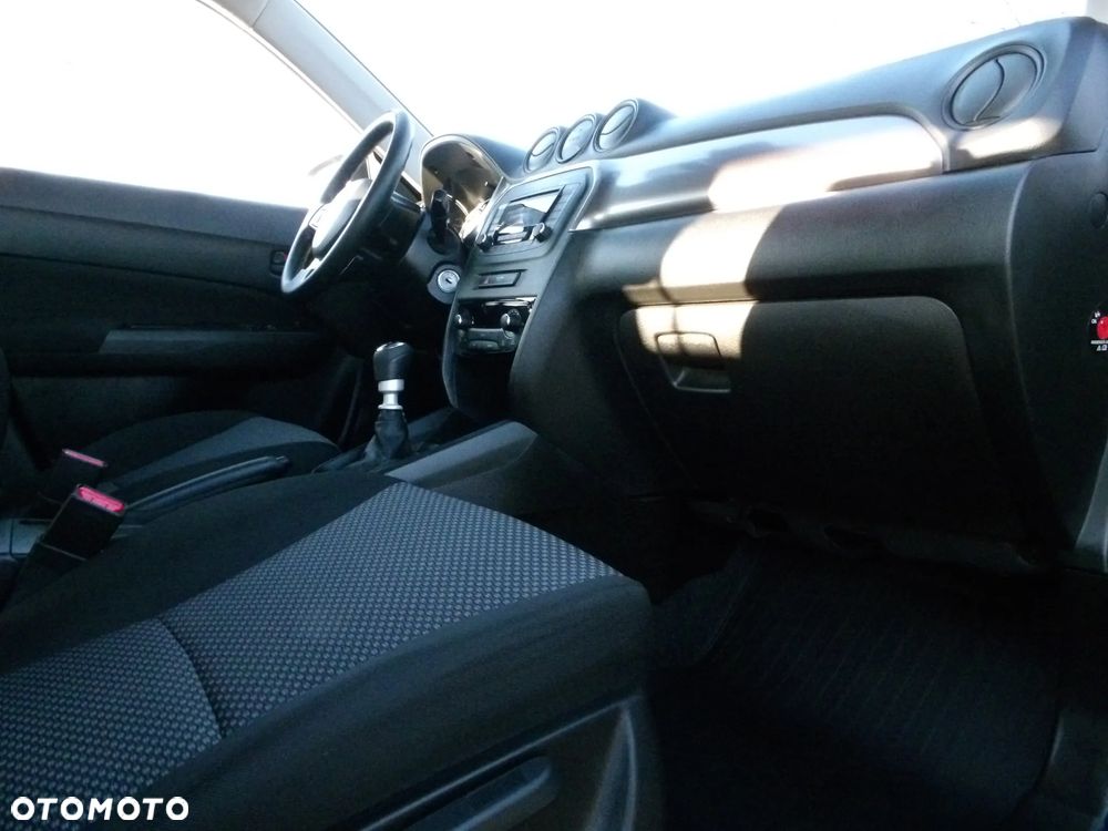 Suzuki Vitara 1.4 Boosterjet SHVS Comfort Plus 2WD - 16