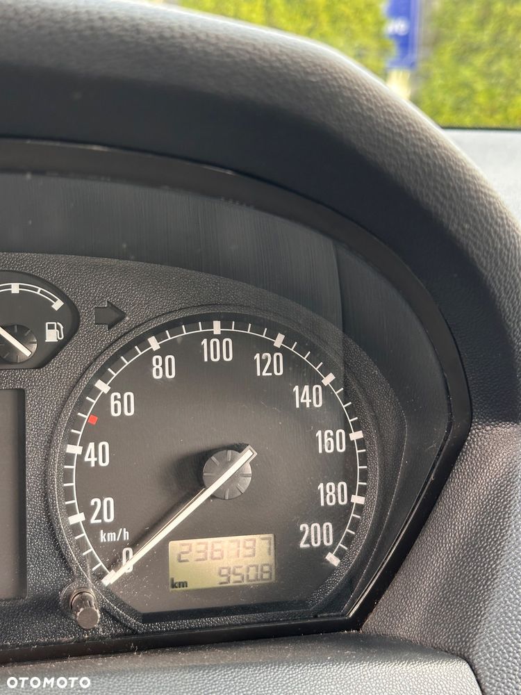 Skoda Fabia 1.4 16V Combi Exact - 16