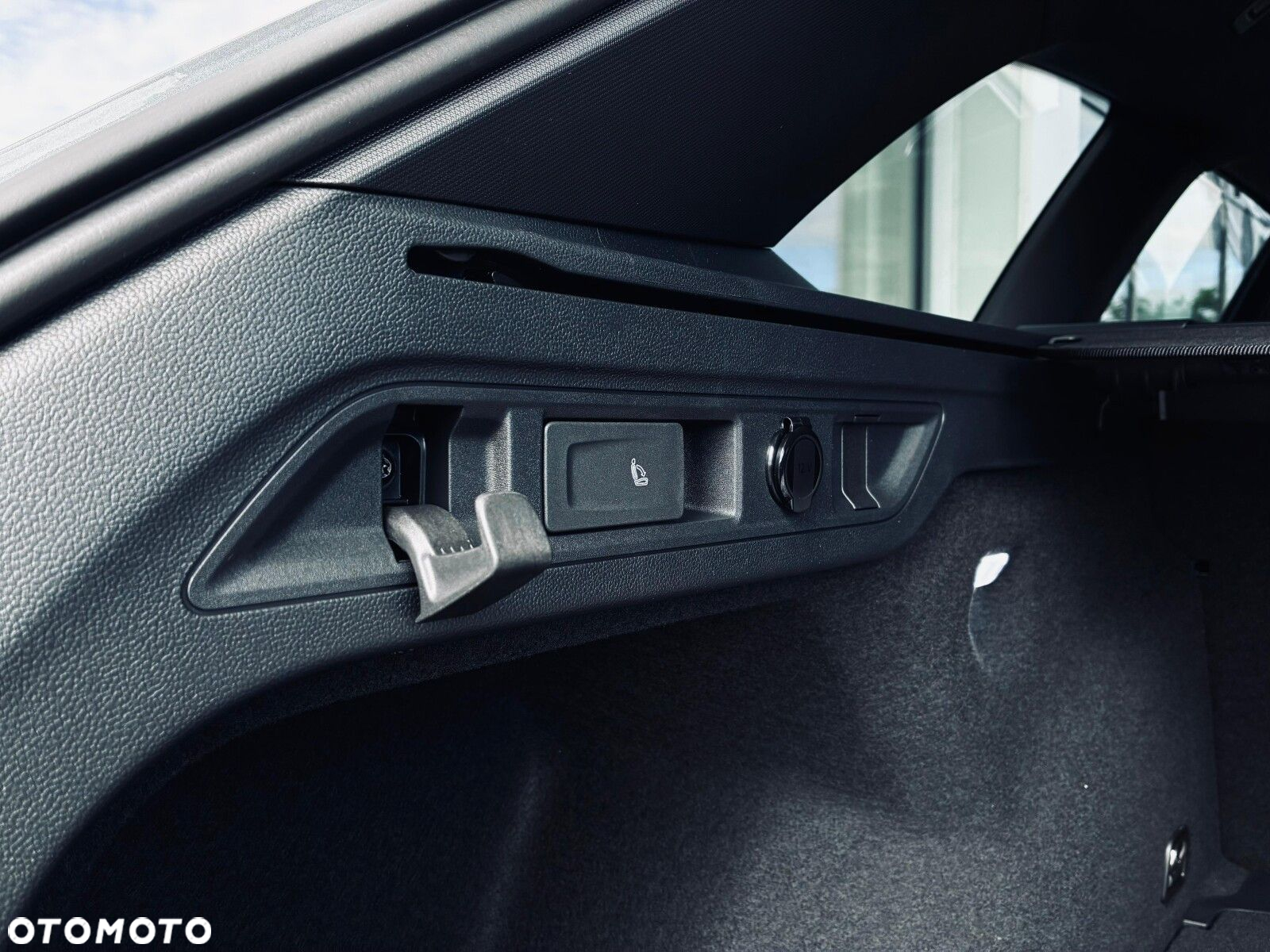 Volkswagen Passat - 35