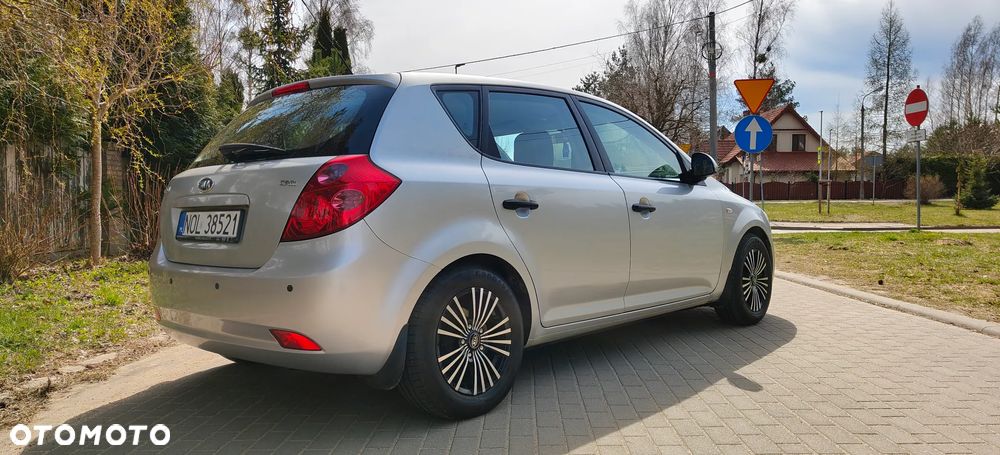 Kia Ceed 1.6 Crdi Comfort + - 15