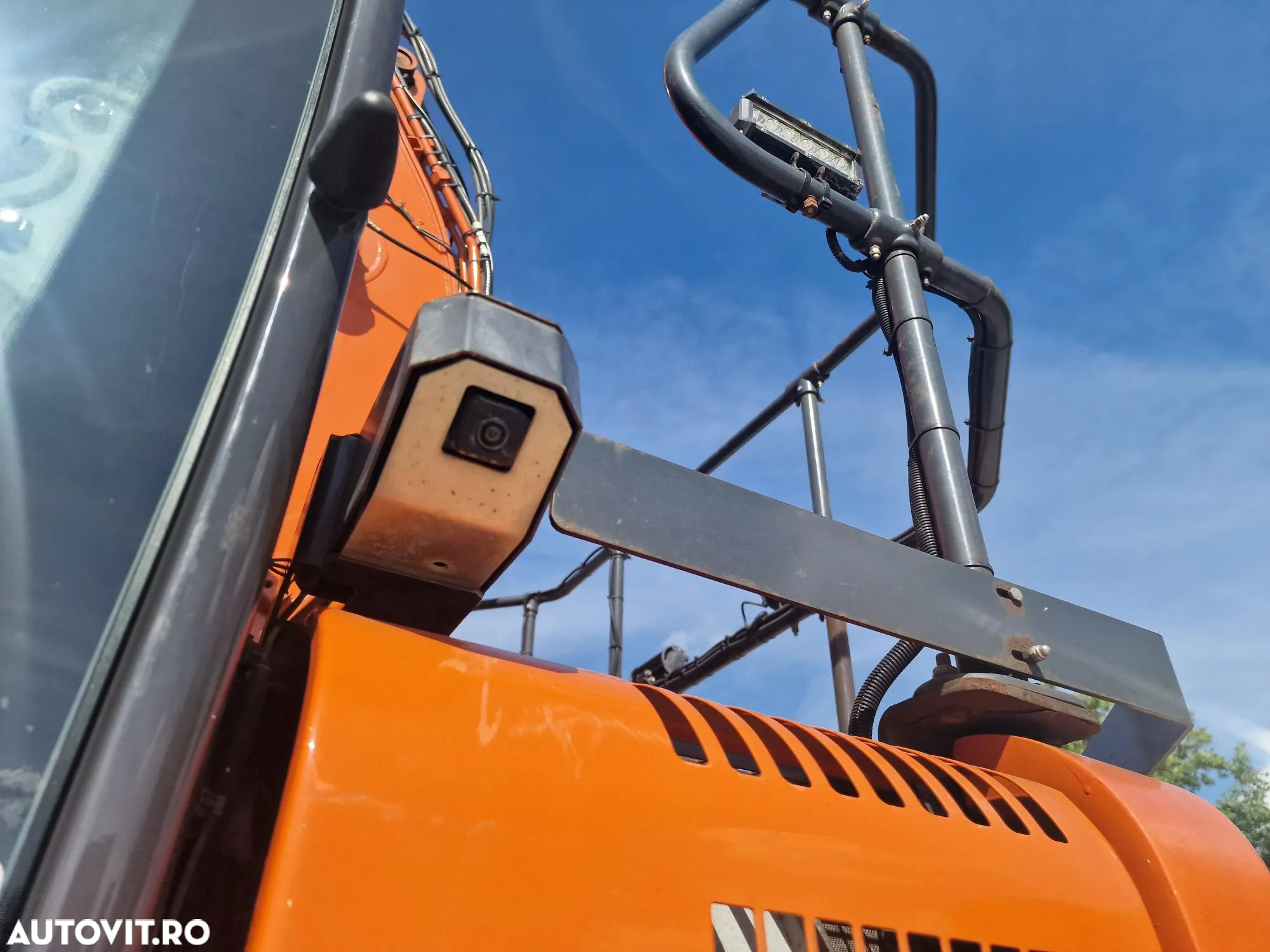 Hitachi ZX135-3.552h, 2020, LAMA NIVELARE, COMPACT in gabarit, CUPLA RAPIDA hidraulica, Int picon, Inst hidr rotire atasamente, Masa operationala 15,7t, ad sapare 6m, Ridica tevi 8,5t, camera spate si 2 laterale, consum 9l/h, sist antifurt, PROMOTIE 86900eur - 25
