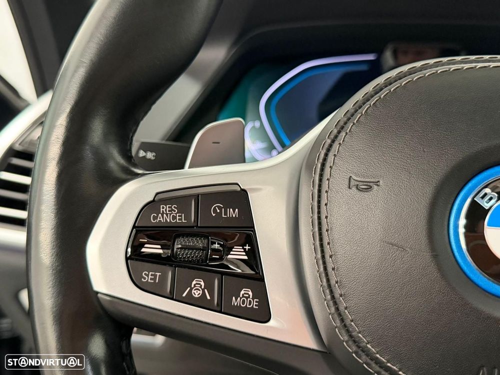 BMW X5 45 e xDrive Pack M - 21