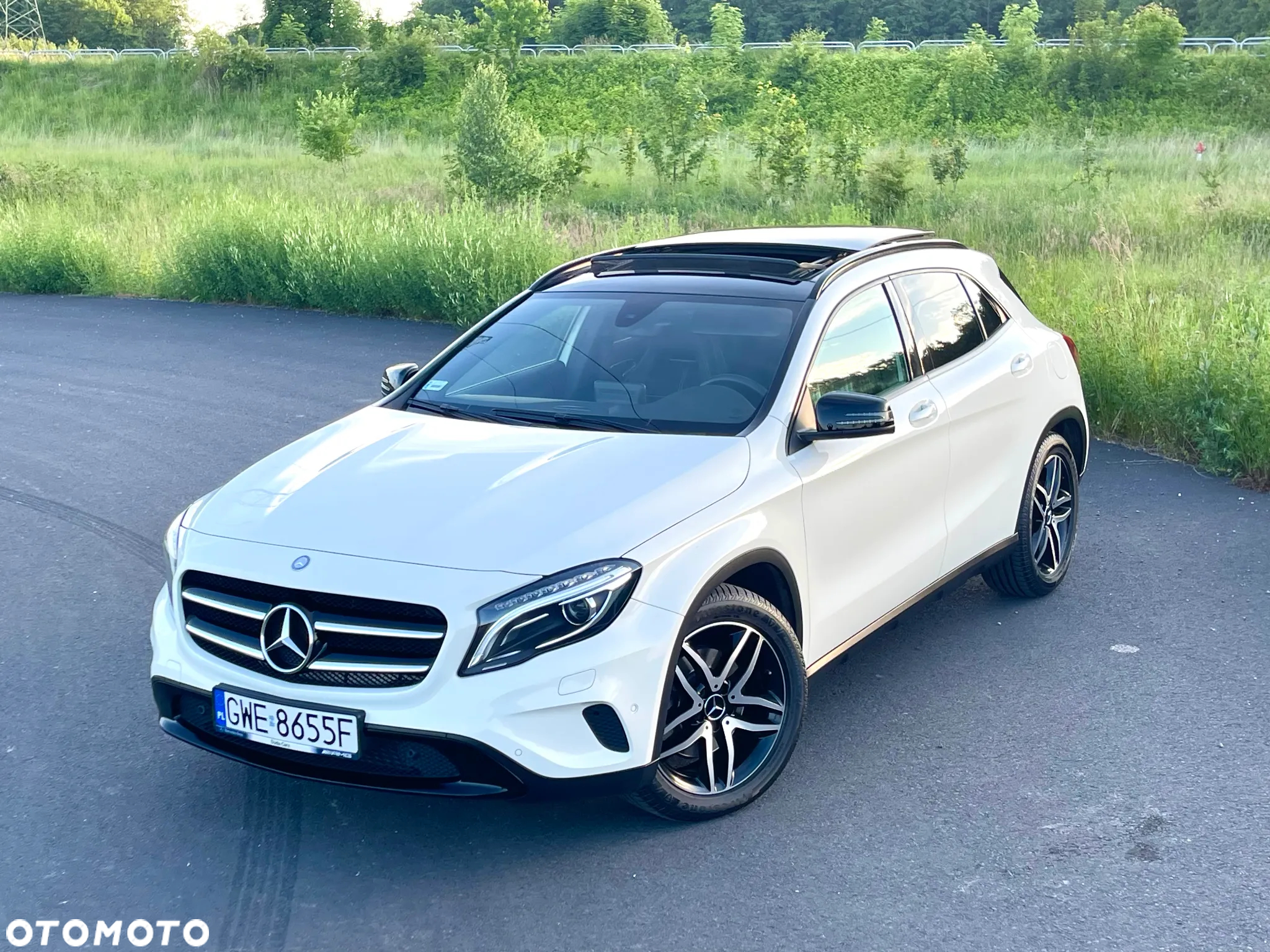 Mercedes-Benz GLA 250 4-Matic - 4