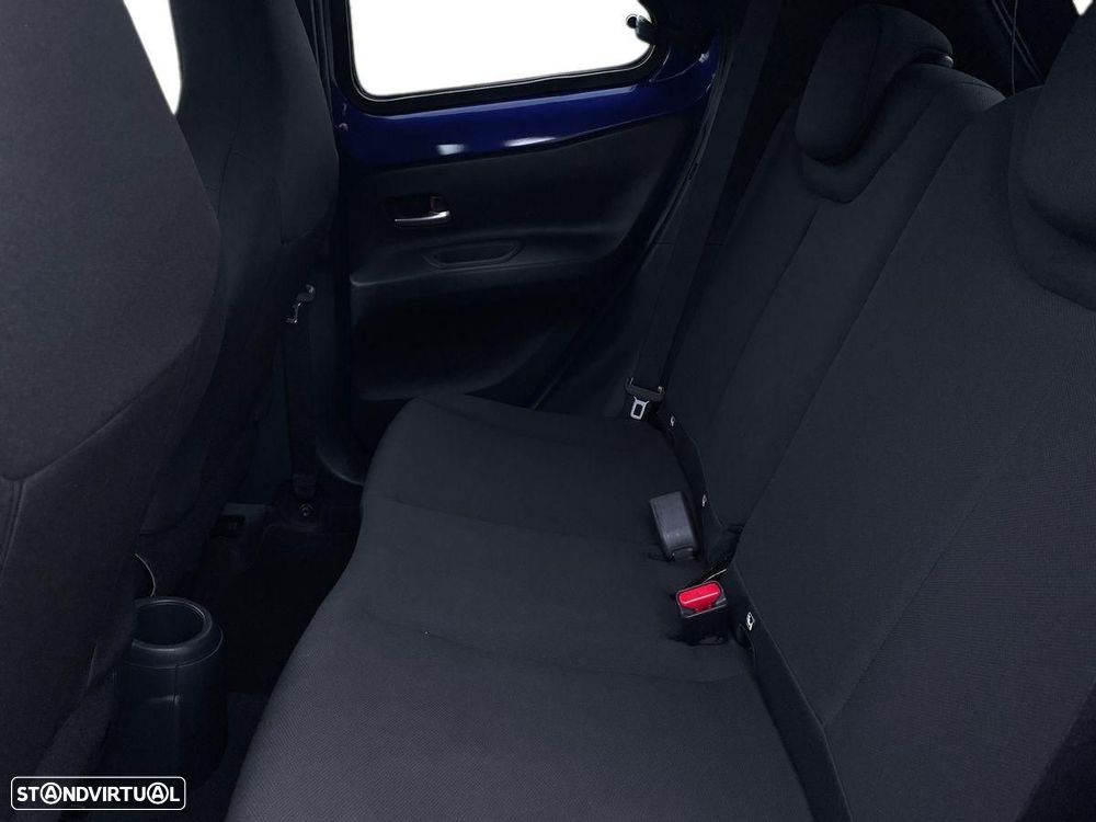 Toyota Aygo X 1.0 Pulse - 12