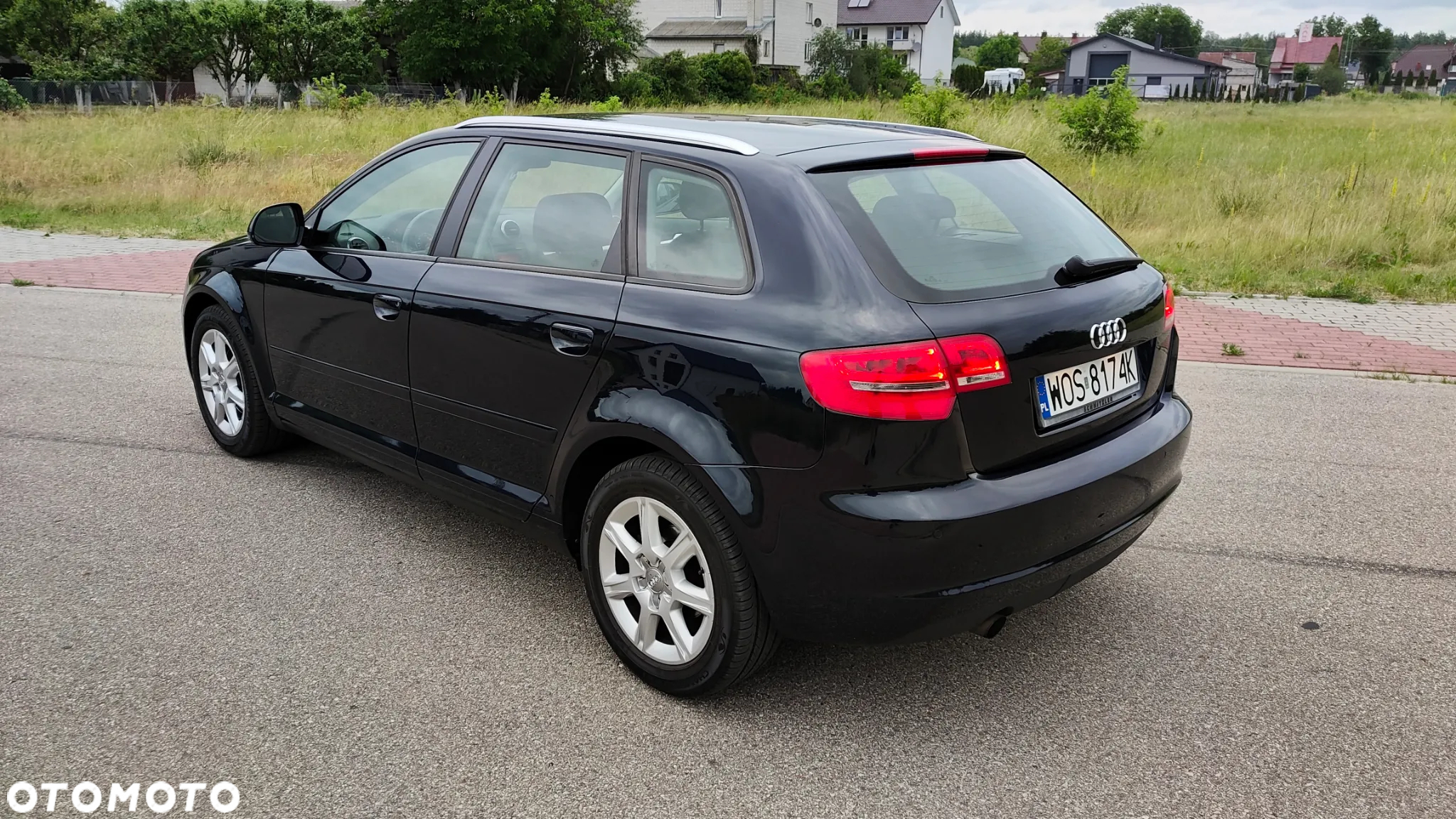 Audi A3 1.6 Sportback Attraction - 3