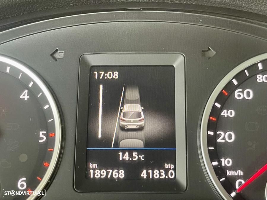 VW Tiguan 2.0 TDi Sport BlueMotion - 15