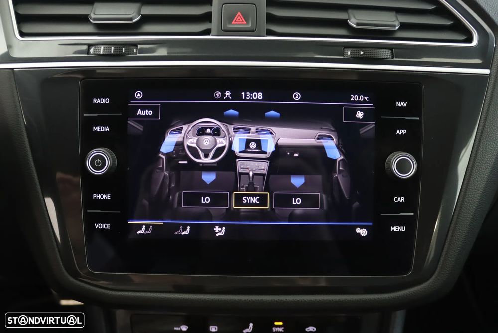 VW Tiguan Allspace 2.0 TDI R-Line DSG - 32