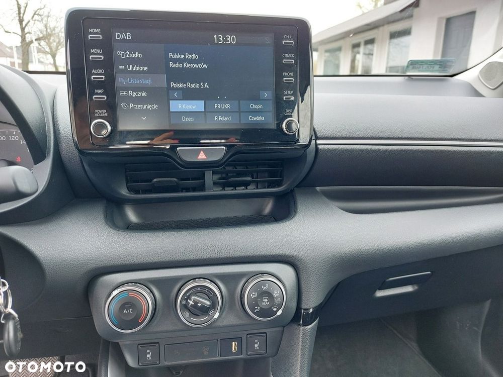 Toyota Yaris - 25