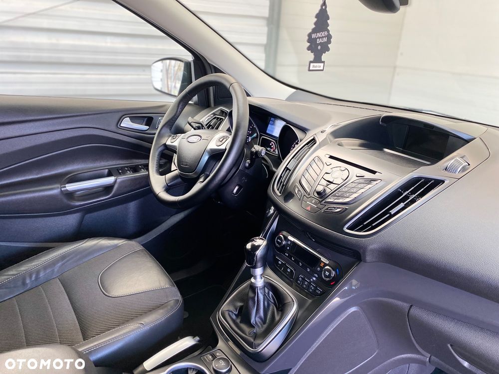 Ford Kuga 2.0 TDCi 4x4 Titanium - 13