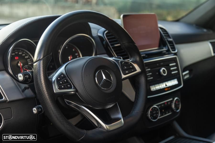 Mercedes-Benz GLS 350 d 4-Matic - 28