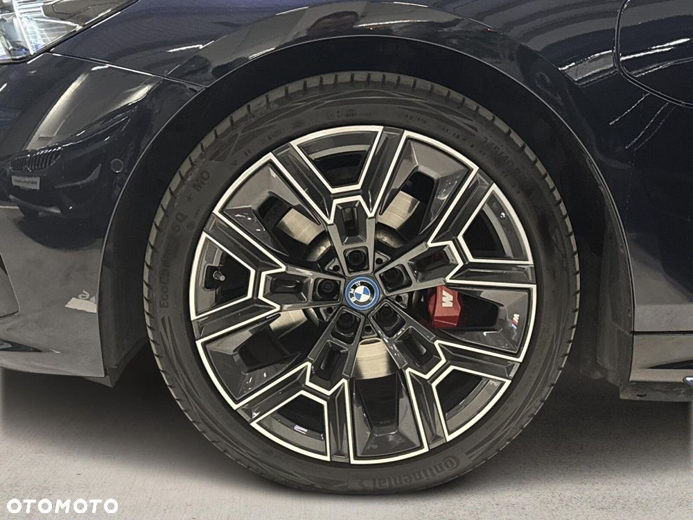 BMW Seria 5 530e xDrive PHEV M Sport - 9