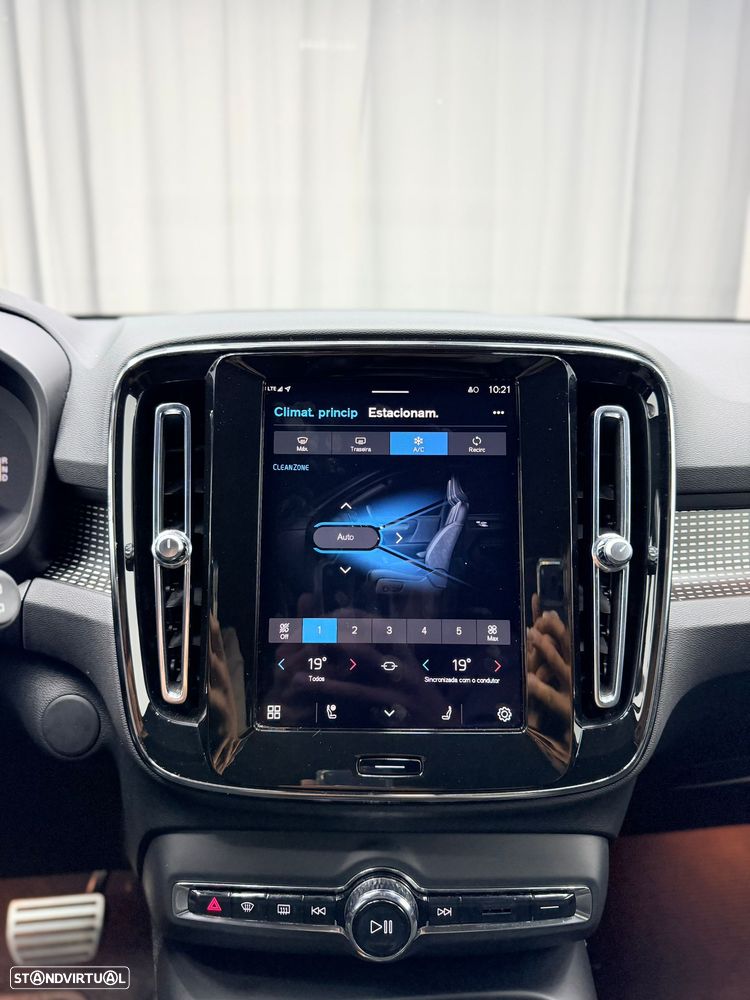 Volvo XC 40 P8 AWD Recharge RDesign - 14