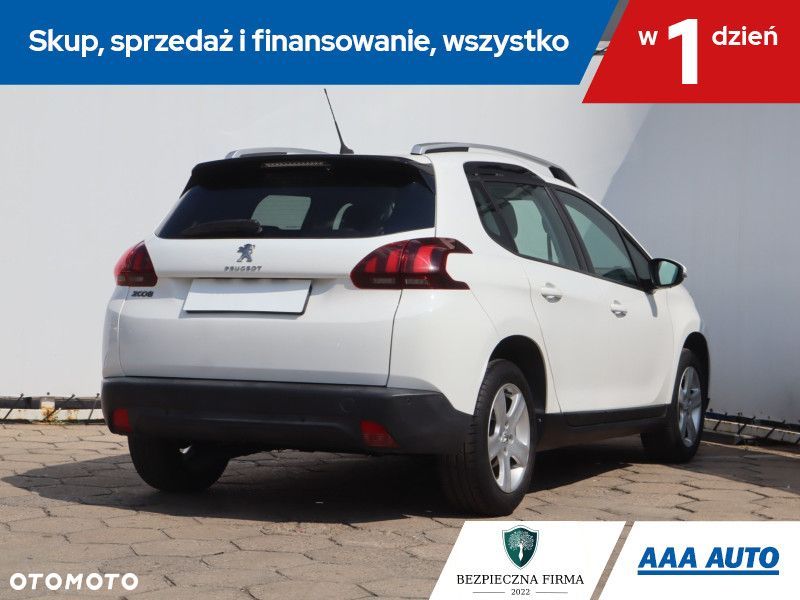 Peugeot 2008 - 7