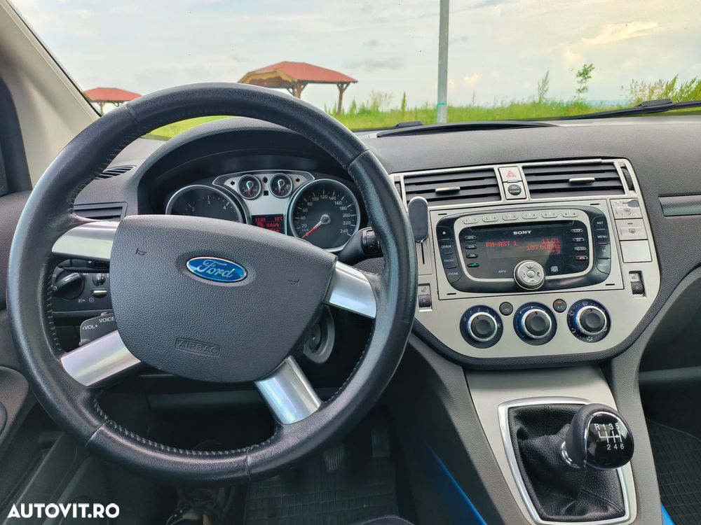 Ford Kuga 2.0L TDCi DPF Titanium - 9