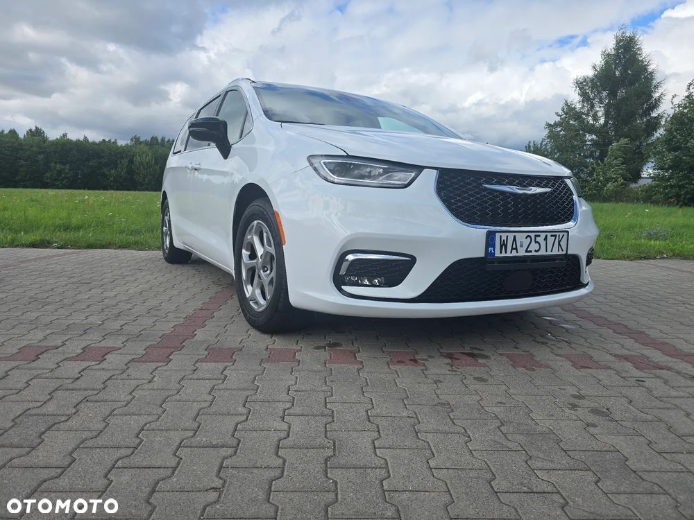 Chrysler Pacifica - 9