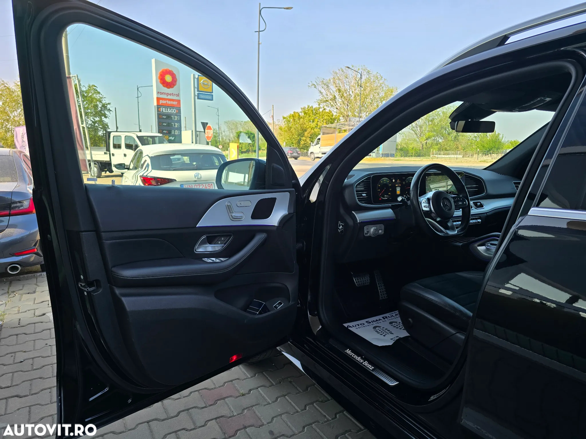 Mercedes-Benz GLE 300 d 4Matic 9G-TRONIC AMG Line - 17