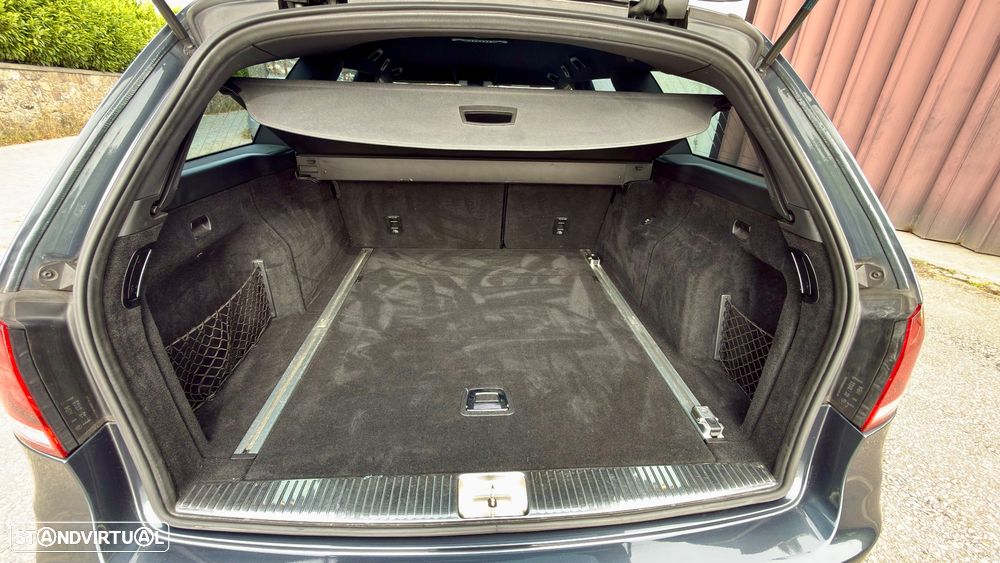 Mercedes-Benz E 300 - 5