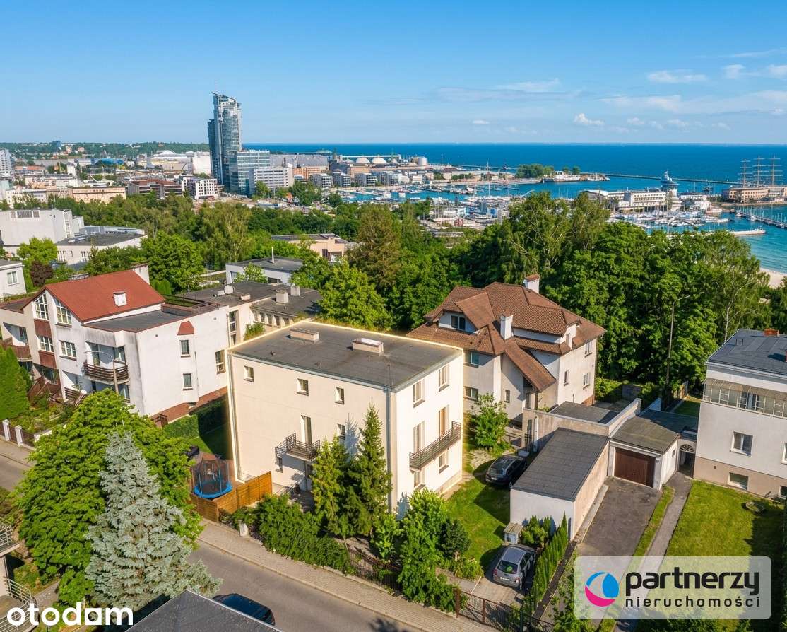 Dwa mieszkania 183 m2 w willi z widokiem na morze!