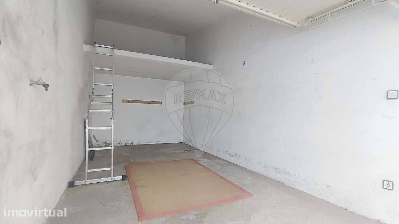 Garagem  para arrendamento - Grande imagem: 5/7