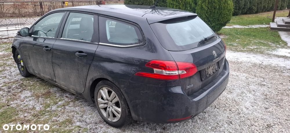 Peugeot 308 - 5