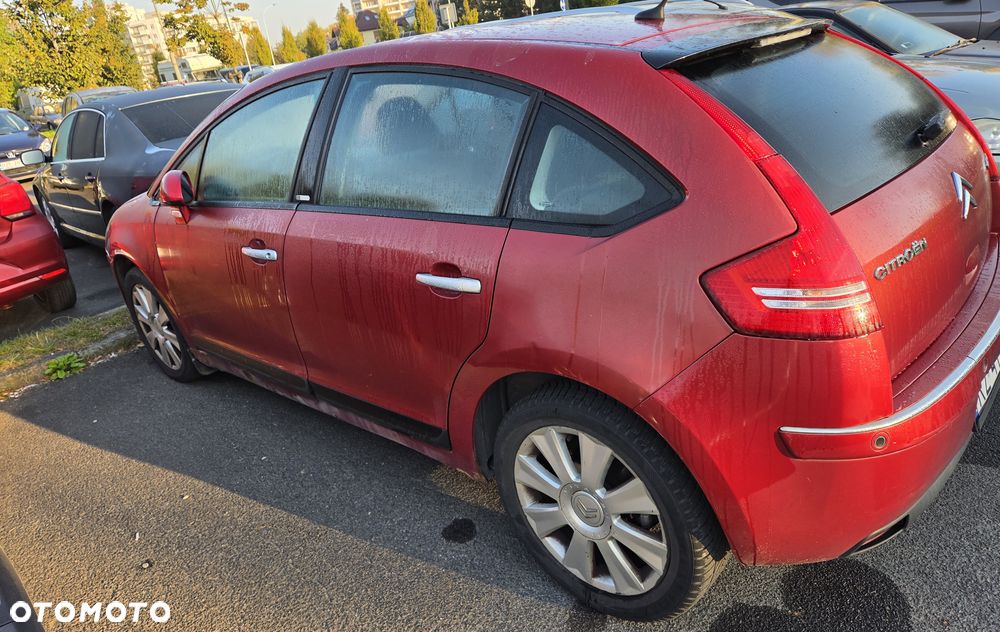 Citroën C4 2.0 16V Exclusive - 6