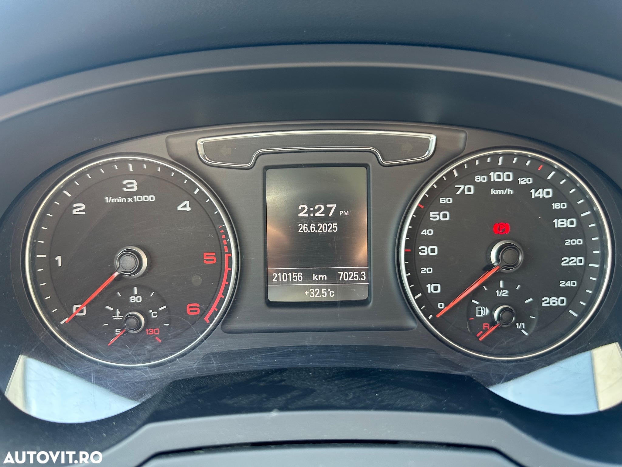 Audi Q3 2.0 TDI Quattro Stronic - 27