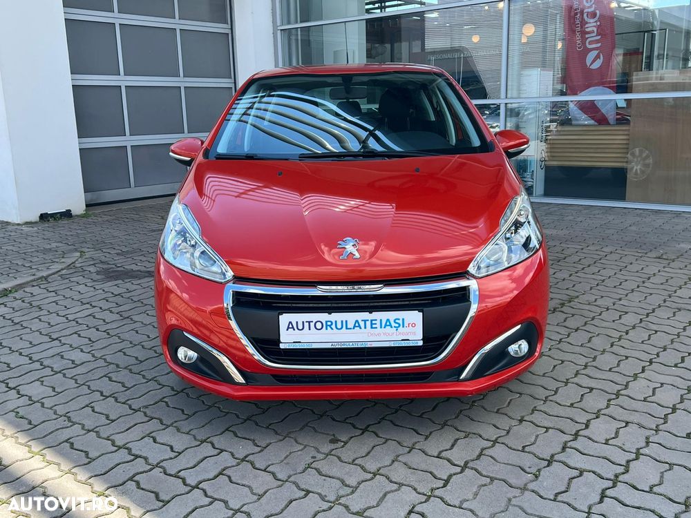 Peugeot 208 1.2 L PureTech Allure - 9