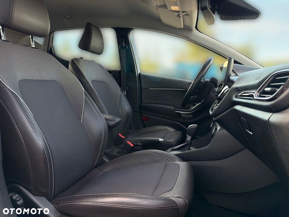 Ford Fiesta - 17
