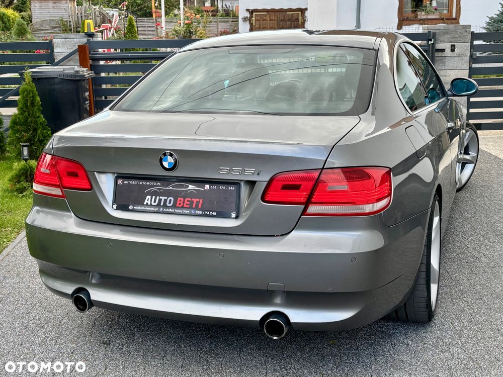 BMW Seria 3 335i Coupe - 19
