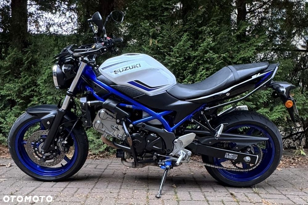 Suzuki SV - 9