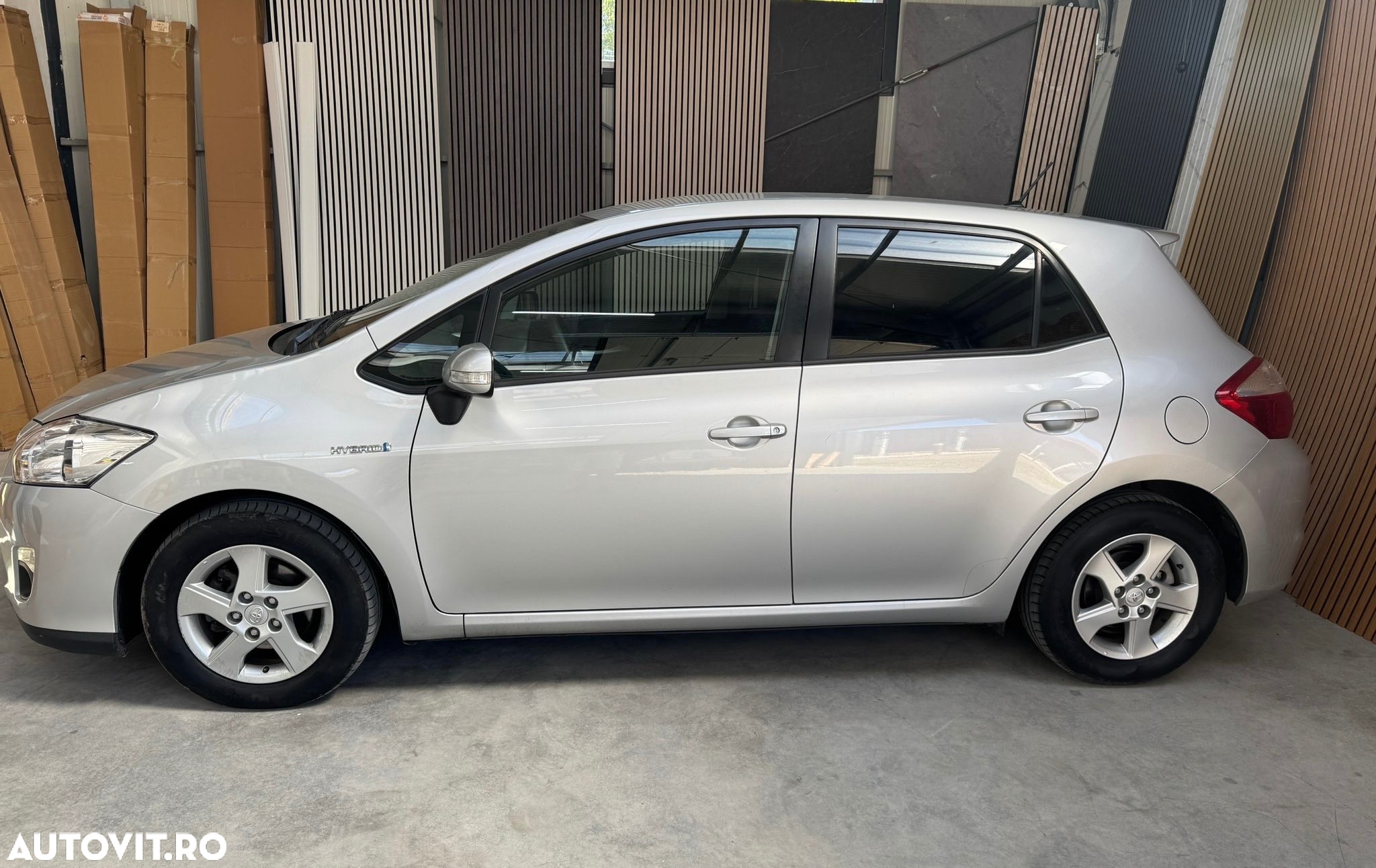 Toyota Auris 1.8 L VVT-i Hybrid Luna - 9