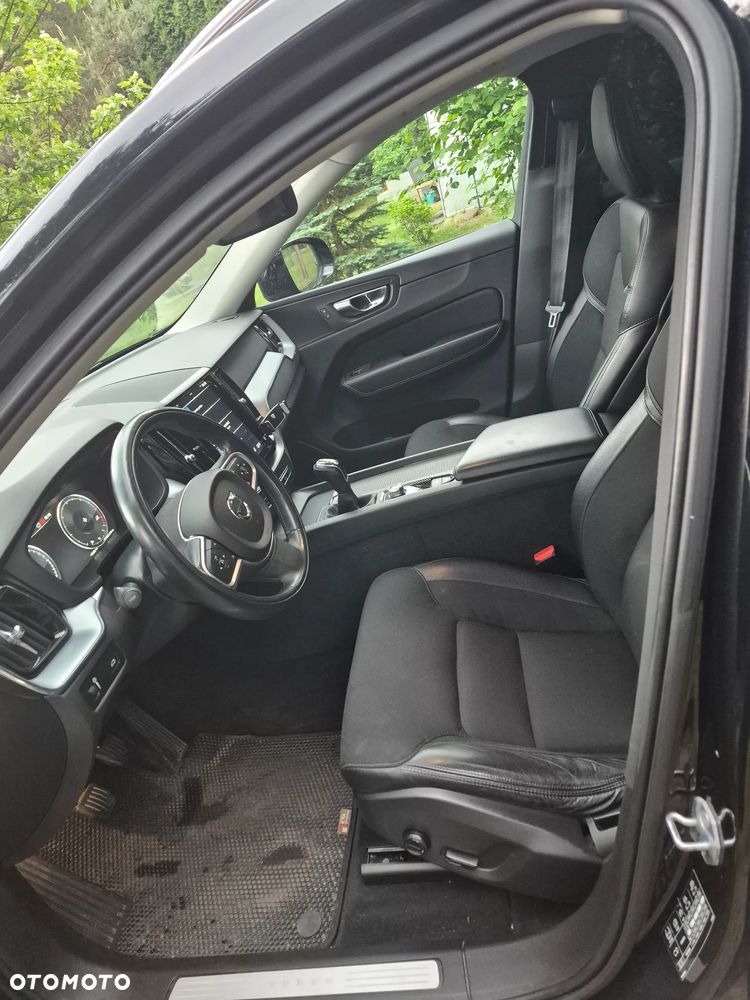 Volvo XC 60 D4 SCR AWD Momentum - 3